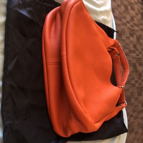 $2400 BOTTEGA VENETA CAMPANA Leather Hobo Bag - Picture 5 of 7